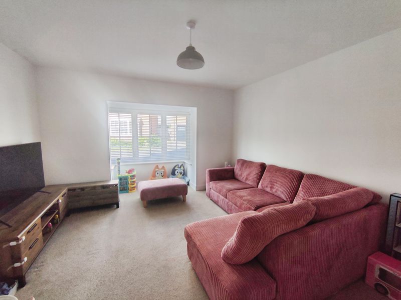 Property photo 3 of 13 Photo 12