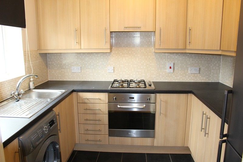 Property photo 2 of 5 Kitchen