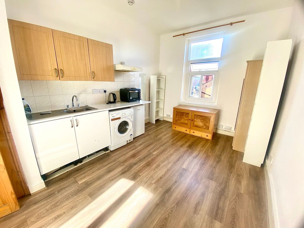 Property photo 2 of 4