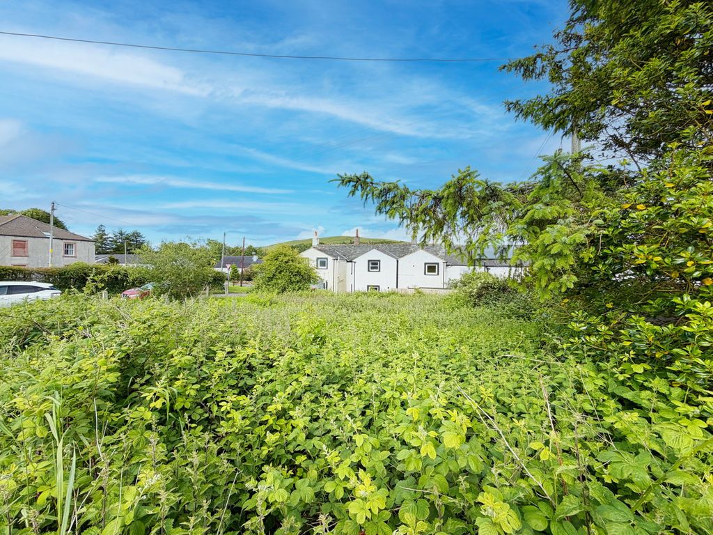 Property photo 1 of 3