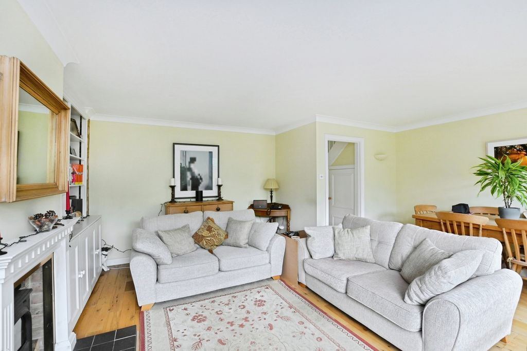 Property photo 2 of 17 Pbox-Img.Jpg