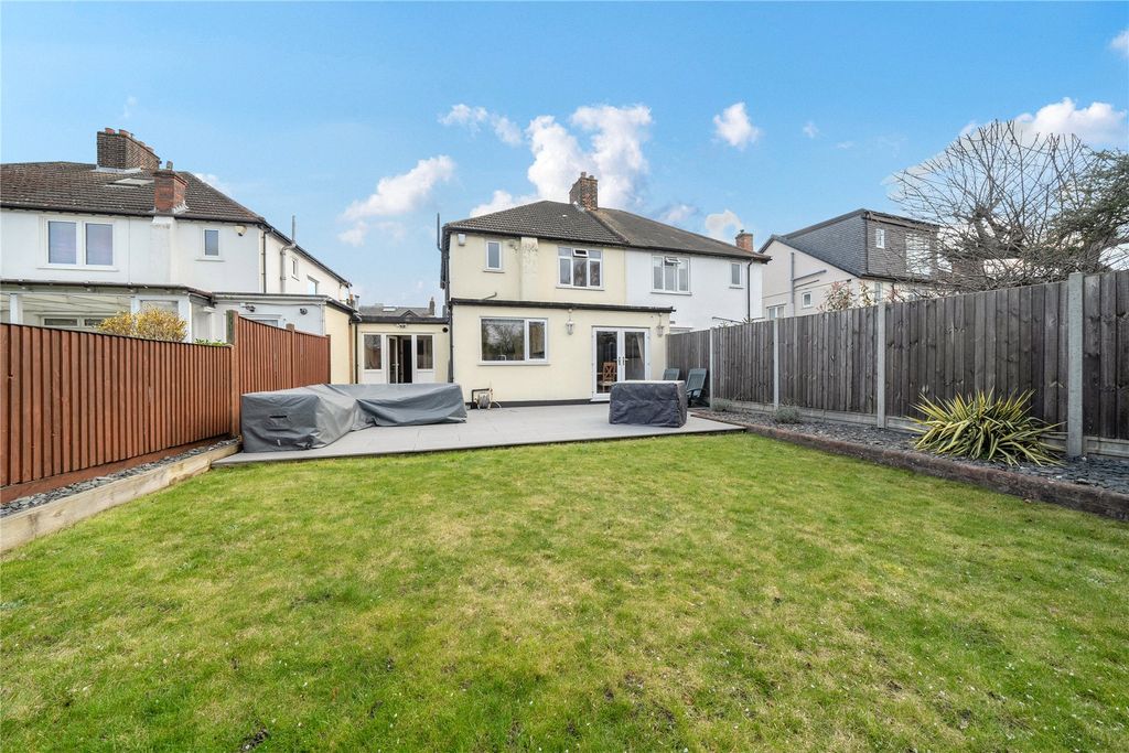 Property photo 2 of 24 Picture No. 28