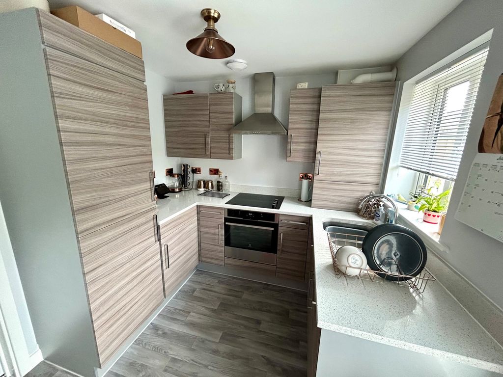 Property photo 3 of 13 Photo 5