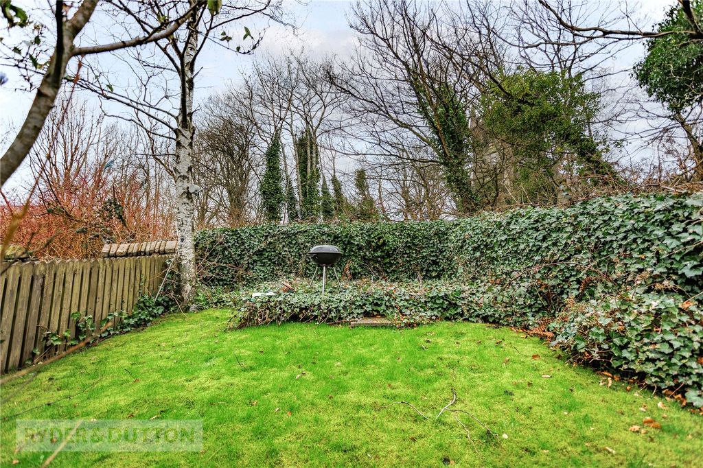 Property photo 2 of 21 Rear Garden