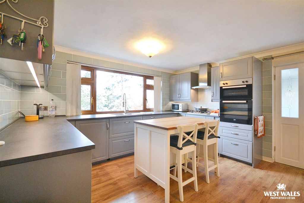 Additional image 9 of 3 bed end terrace house for saleVelindre, Llandysul SA44