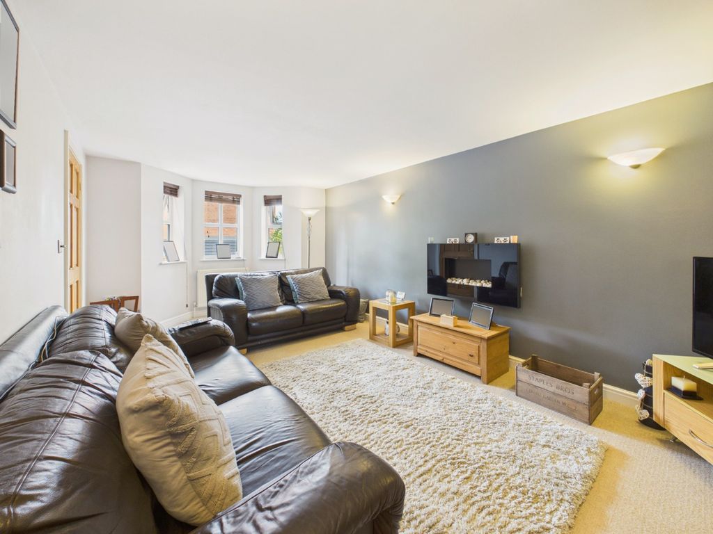 Property photo 2 of 30 5439212