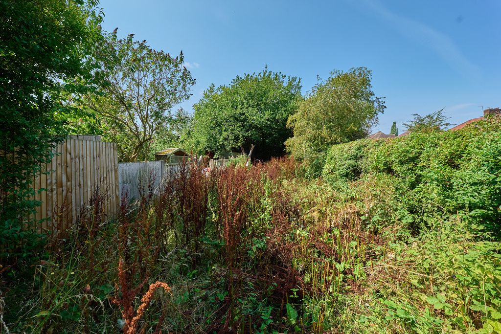 Property photo 3 of 4