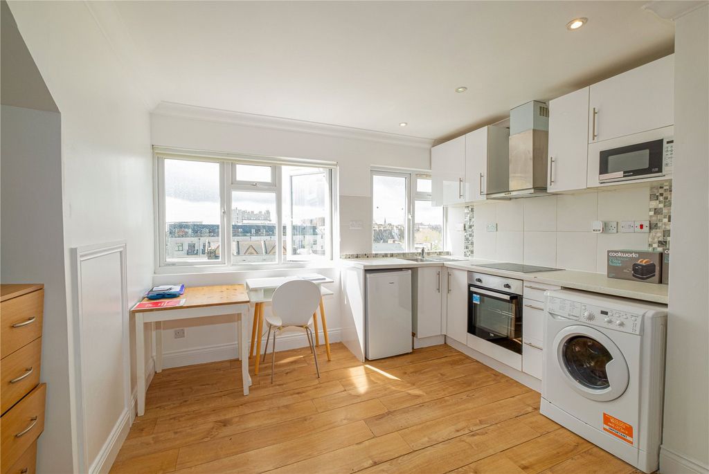 Property photo 1 of 8 Picture No. 03