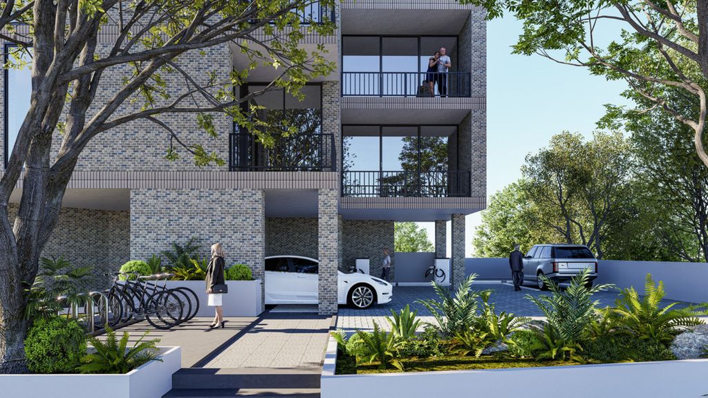 Property photo 3 of 6