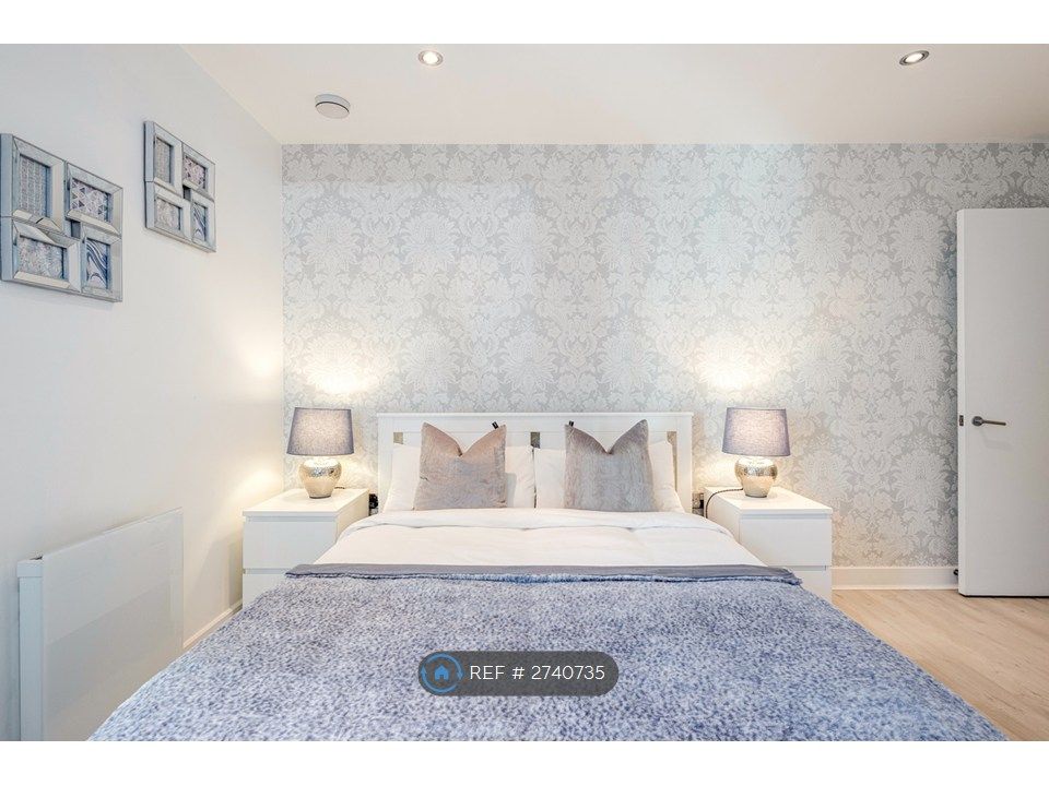 Property photo 3 of 35