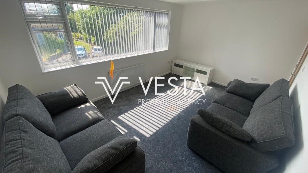 Property photo 2 of 27