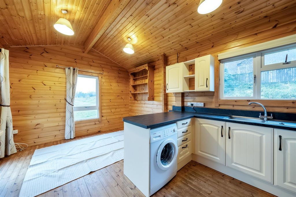 Property photo 2 of 14 1076933 (2).Jpg