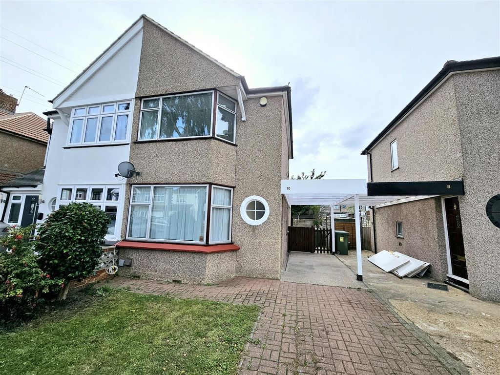 Property photo 1 of 9 Front