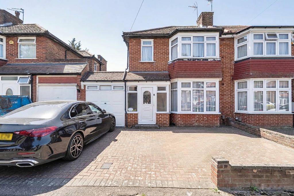 Property photo 1 of 14 1459030-20-6A16Ea...