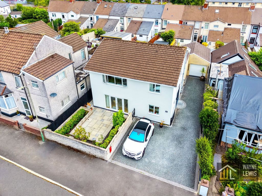 Property photo 2 of 56