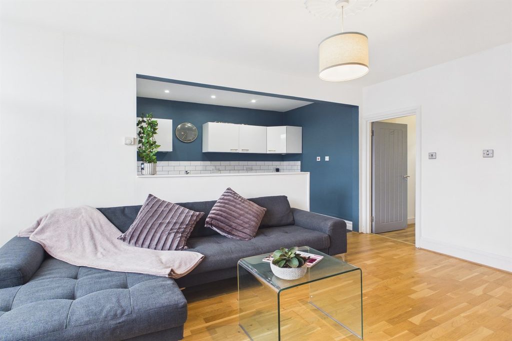 Property photo 2 of 17 Living Area