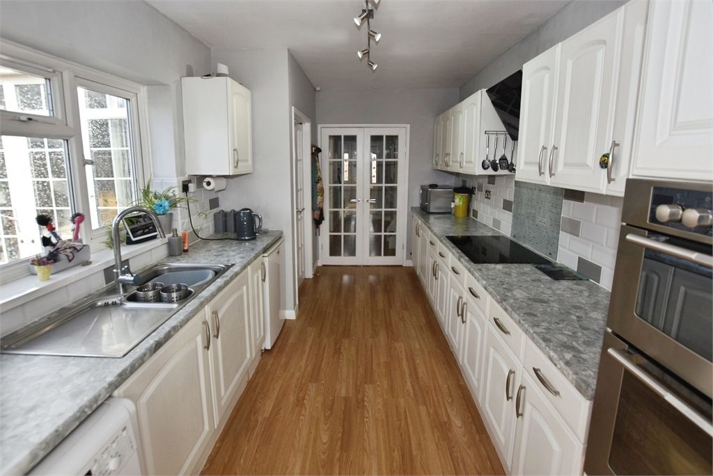 Property photo 3 of 20 Picture 3