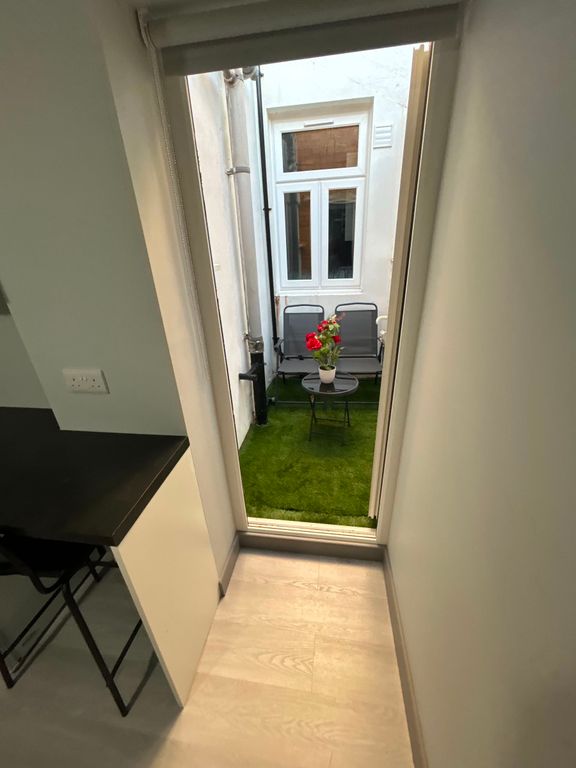 Property photo 2 of 4