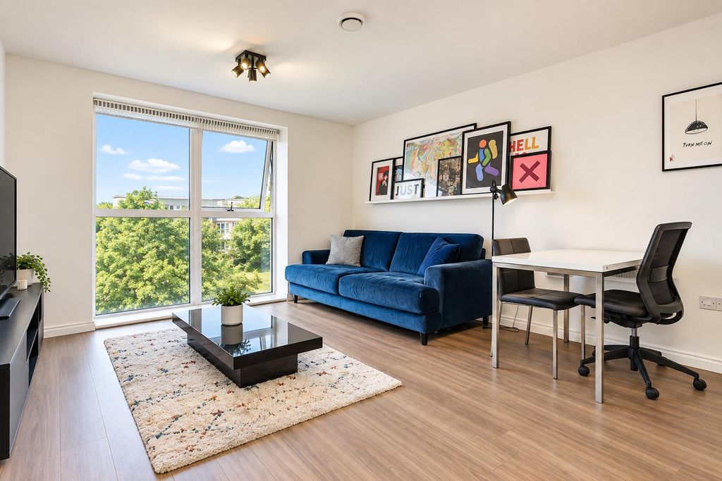 Property photo 1 of 6 B99E06A1-E29E-48c8-Ae0E-ee4E059c914E.Png