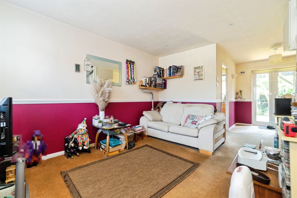 Property photo 3 of 16