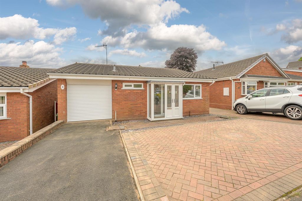 Property photo 1 of 25