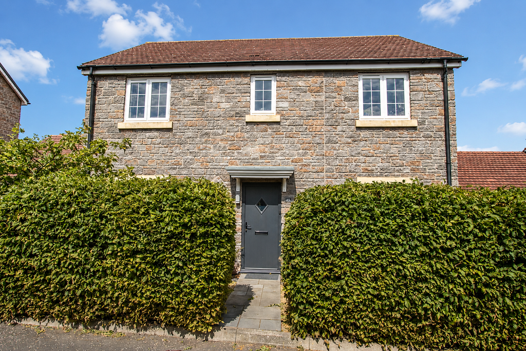 Property photo 1 of 16 Front