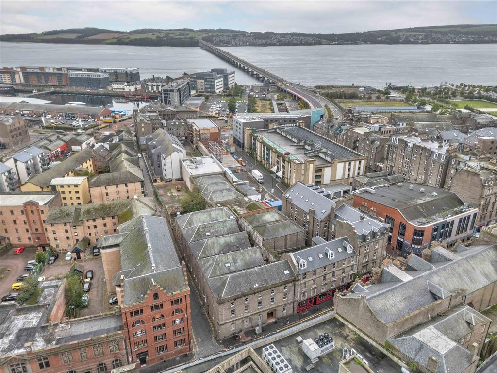 Property photo 1 of 11 Flat 6 The Bond 81 Seagate Dundee-10.Jpg