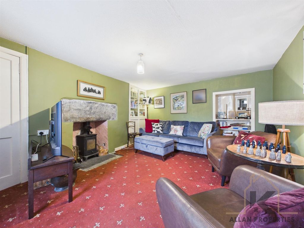 Property photo 3 of 39