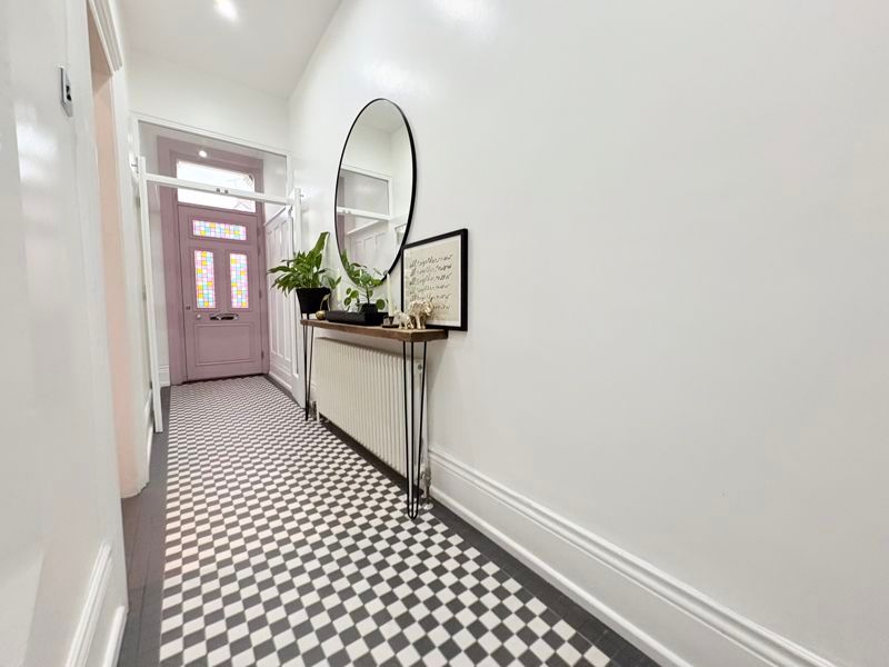 Property photo 2 of 13 Photo 4