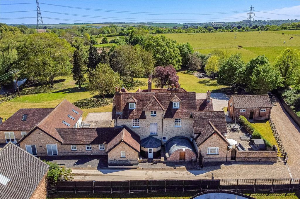 Additional image 18 of 10 bed detached house for saleNortonbury, Letchworth Garden City, Hertfordshire SG6