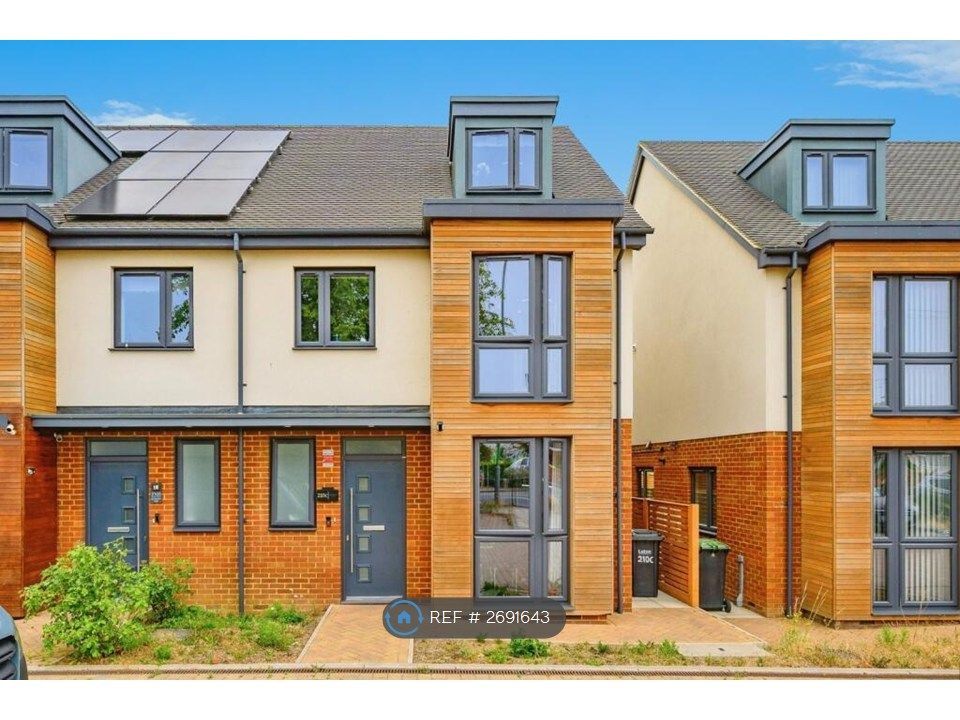 Property photo 1 of 13 Front Of The House