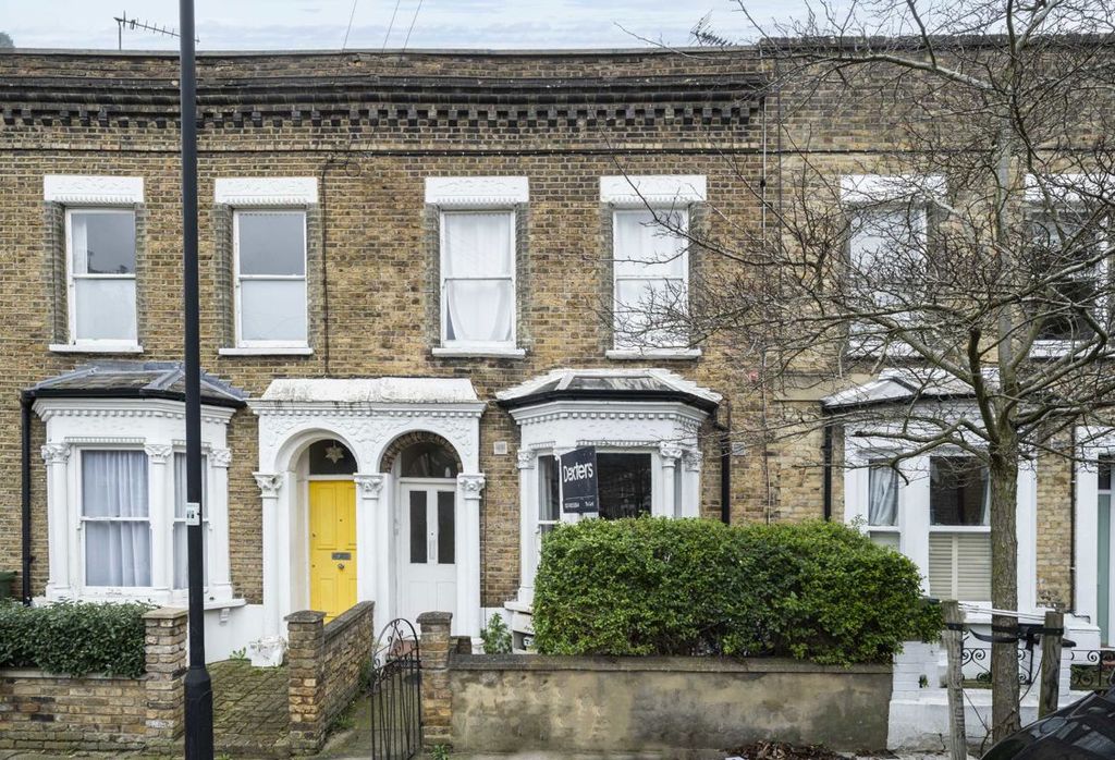 Property photo 1 of 4