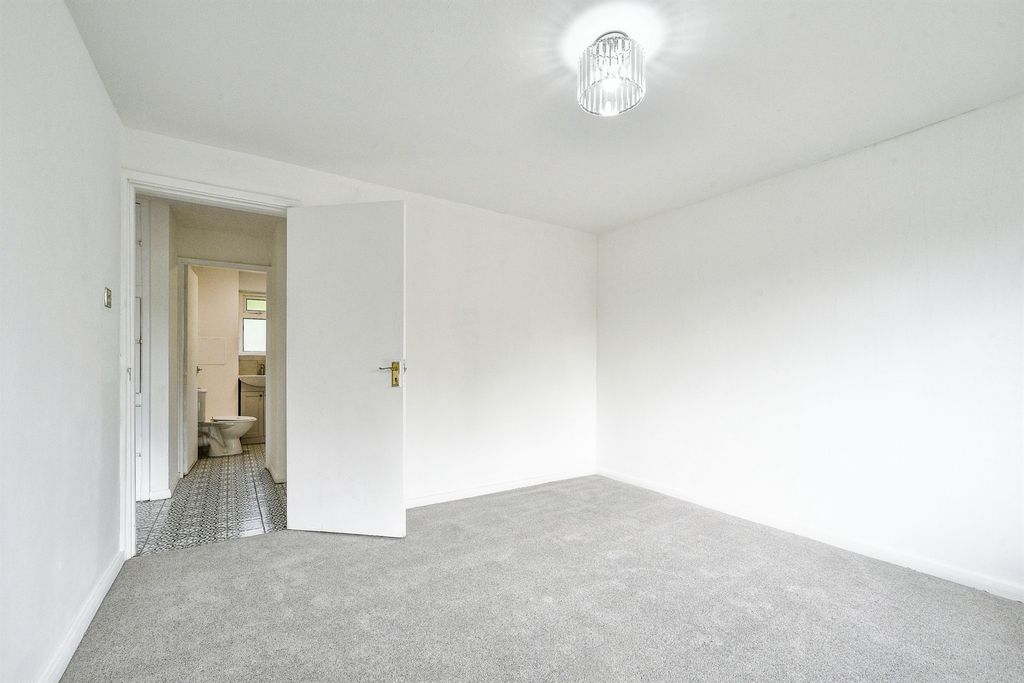 Additional image 10 of 2 bed flat for saleMasons Road, Headington, Oxford OX3