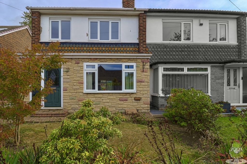 Property photo 2 of 13