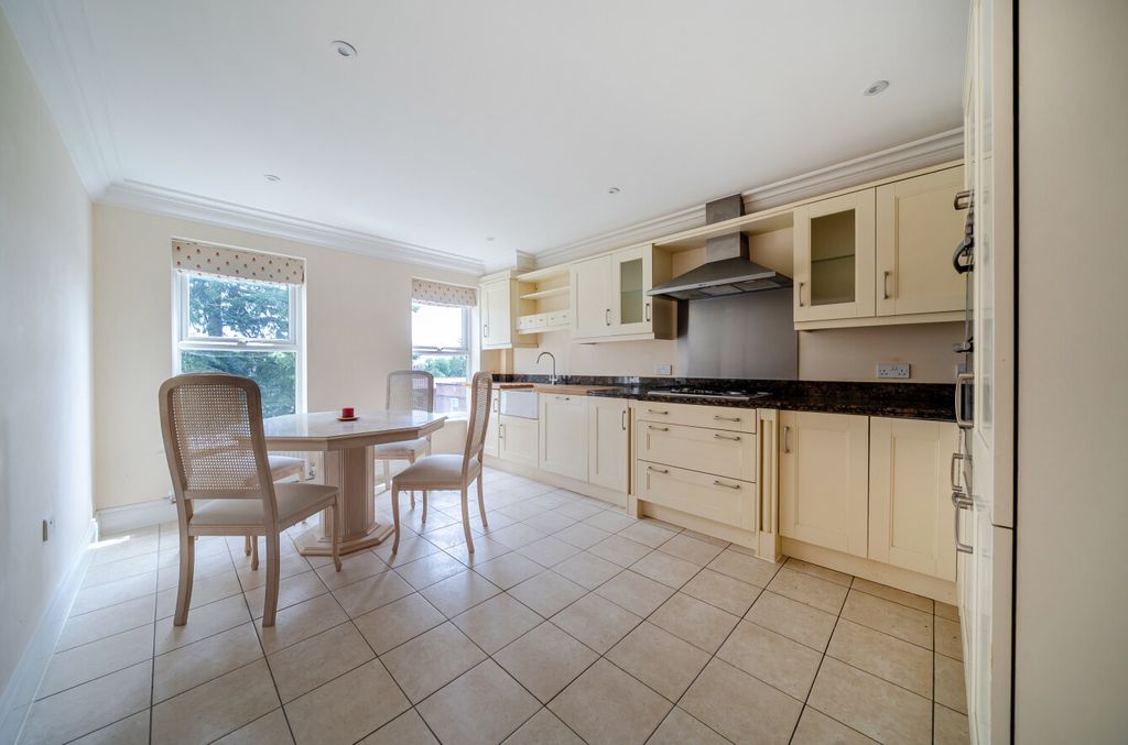 Property photo 3 of 23 1478144-19-6A33d4...