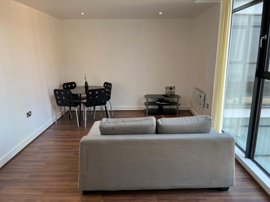 Property photo 2 of 26