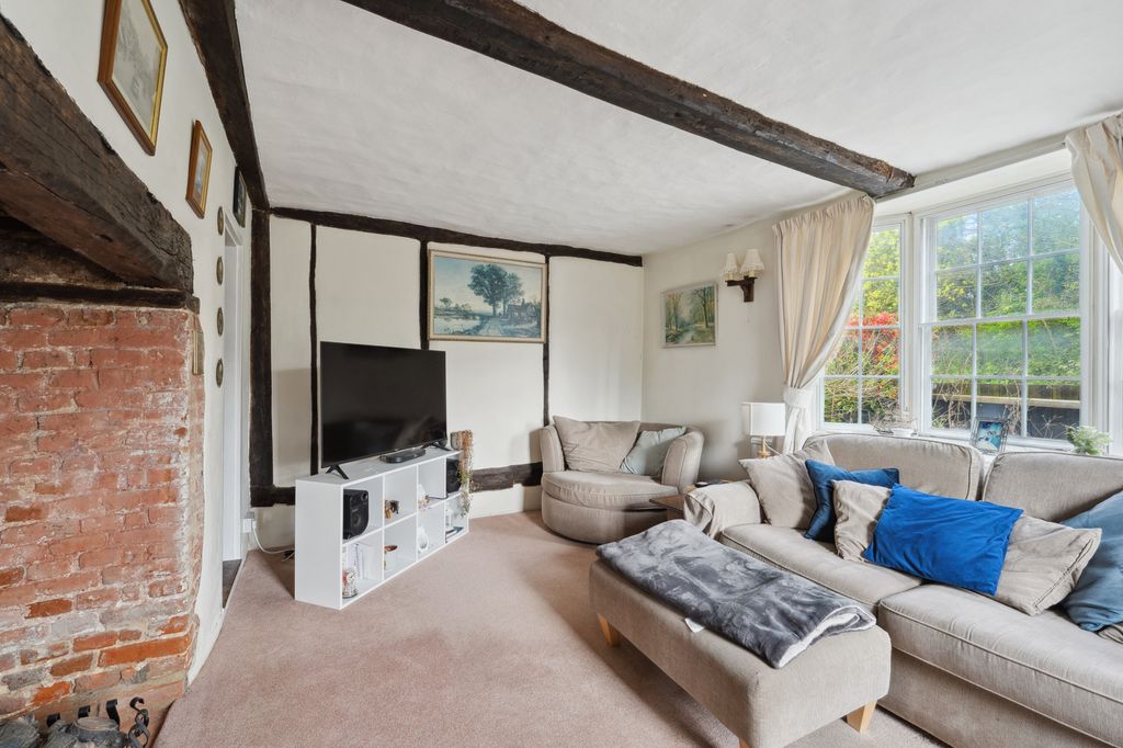 Property photo 3 of 19