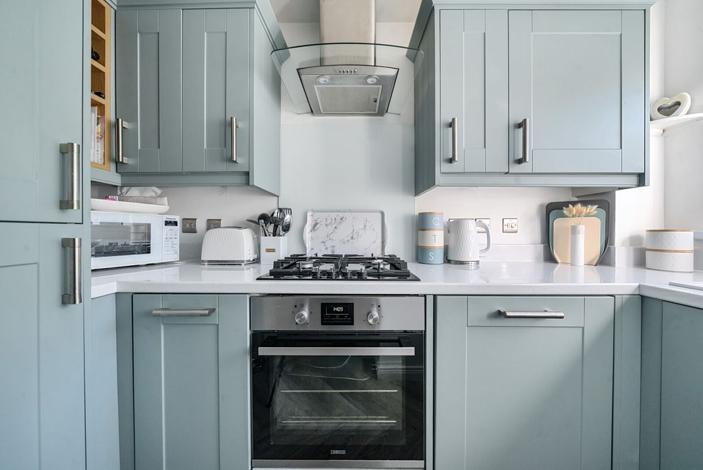 Property photo 3 of 15 1363437-7-68E3c59...