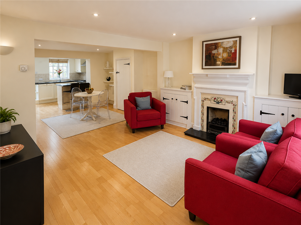 Property photo 2 of 13 Lounge*