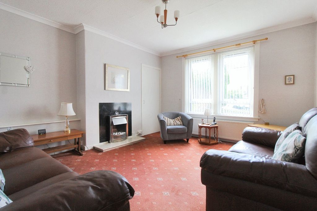 Property photo 2 of 15 Picture No. 01