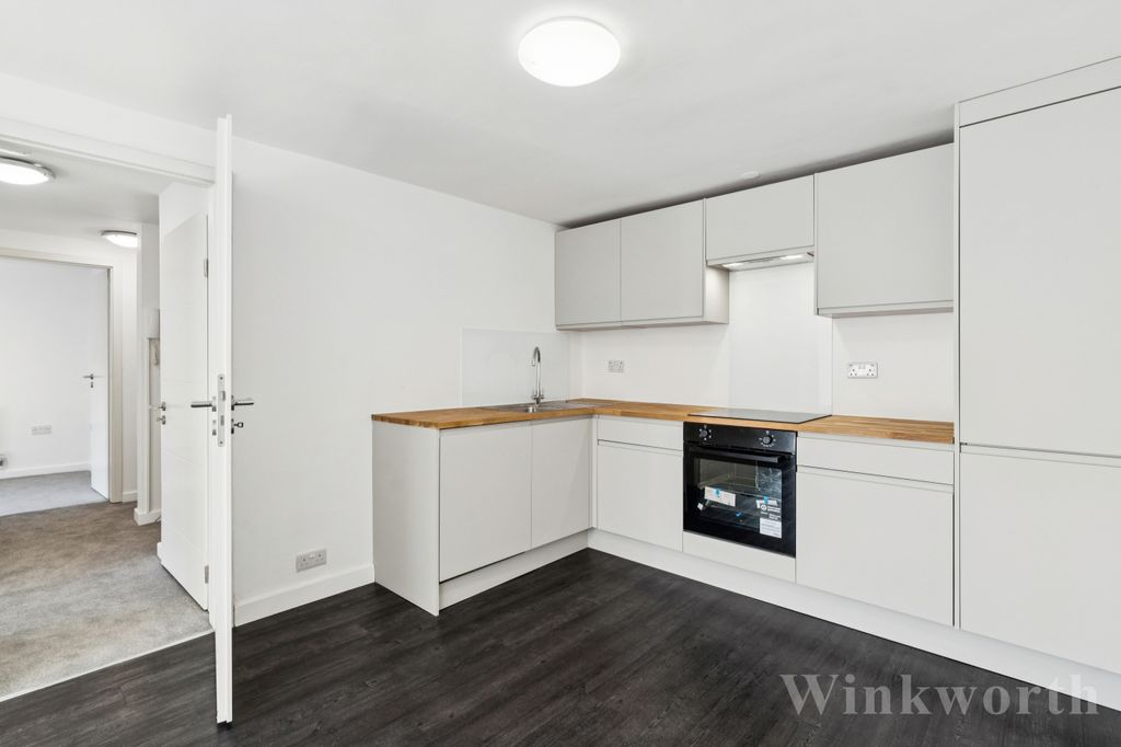 Property photo 2 of 9 Picture No. 11
