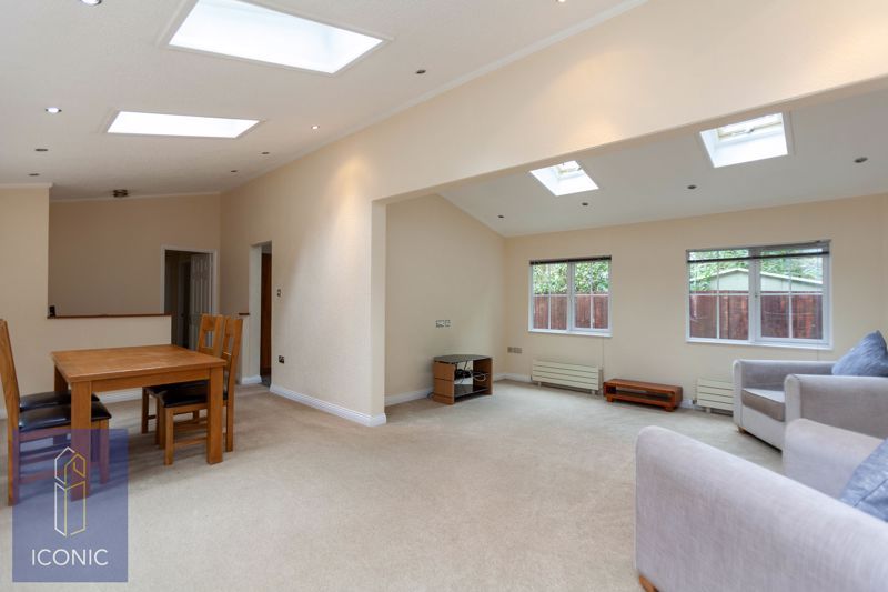 Property photo 2 of 10 Photo 5