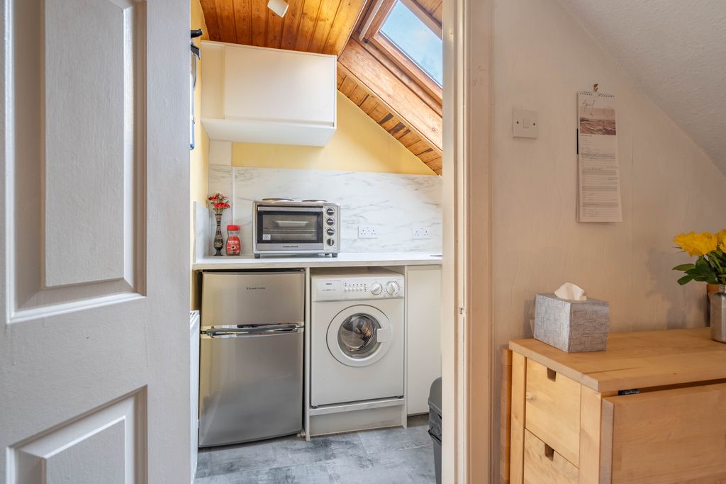 Additional image 9 of 1 bed flat for saleRose Street, Edinburgh EH2
