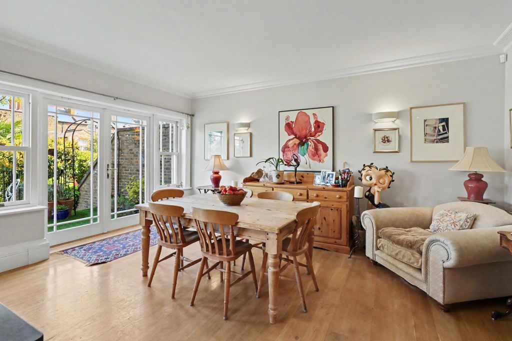 Additional image 6 of 5 bed semi-detached house for salePalace Road, East Molesey KT8