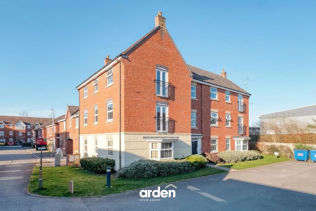 Property photo 1 of 12