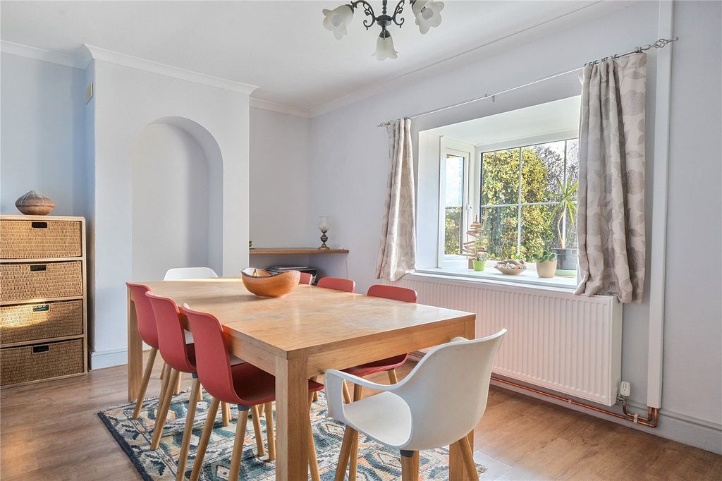 Property photo 3 of 16 Picture No. 14