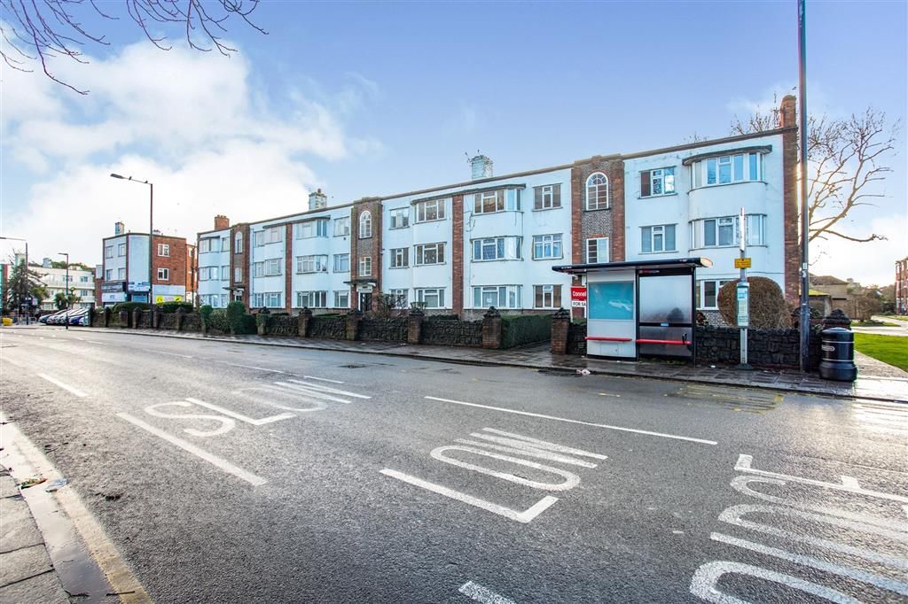 Property photo 1 of 5