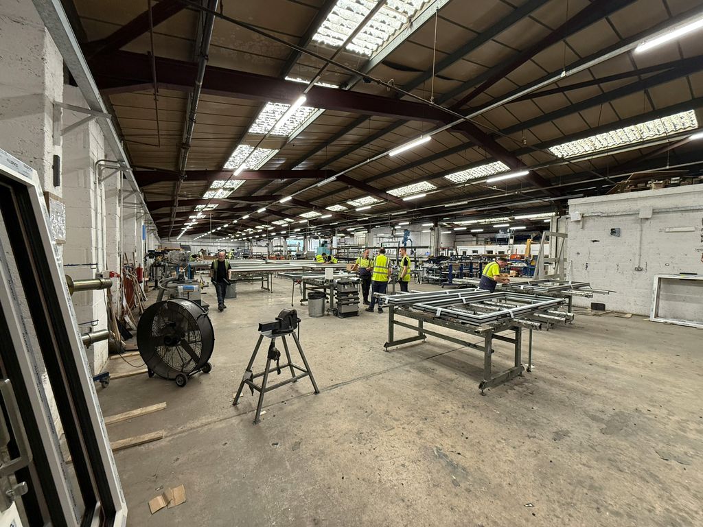 Property photo 3 of 7 20250702_100106841_Ios.Jpg