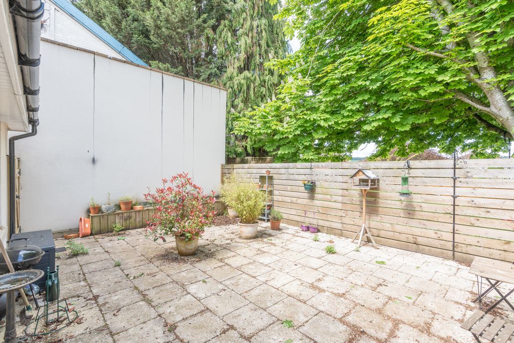 Property photo 1 of 15 13