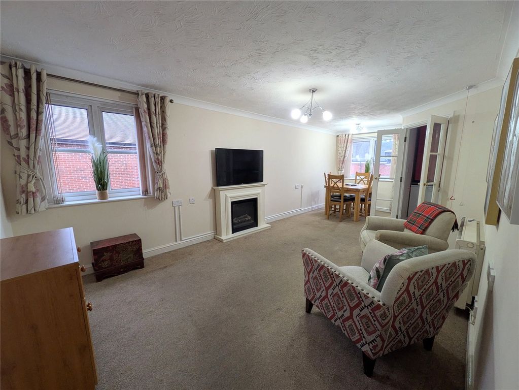 Property photo 2 of 12 Picture No. 07